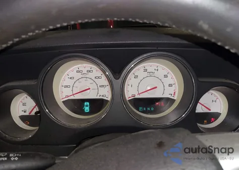 2013 Dodge Challenger Sxt z USA, uszkodzony, nr VIN 2C3CDYAG5DH593050